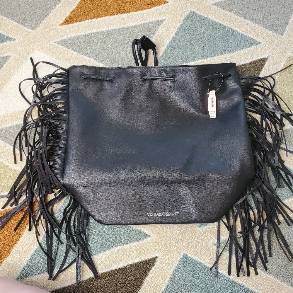 34) VICTORIA SECERT Drawstring Sack - Picture 4 of 9